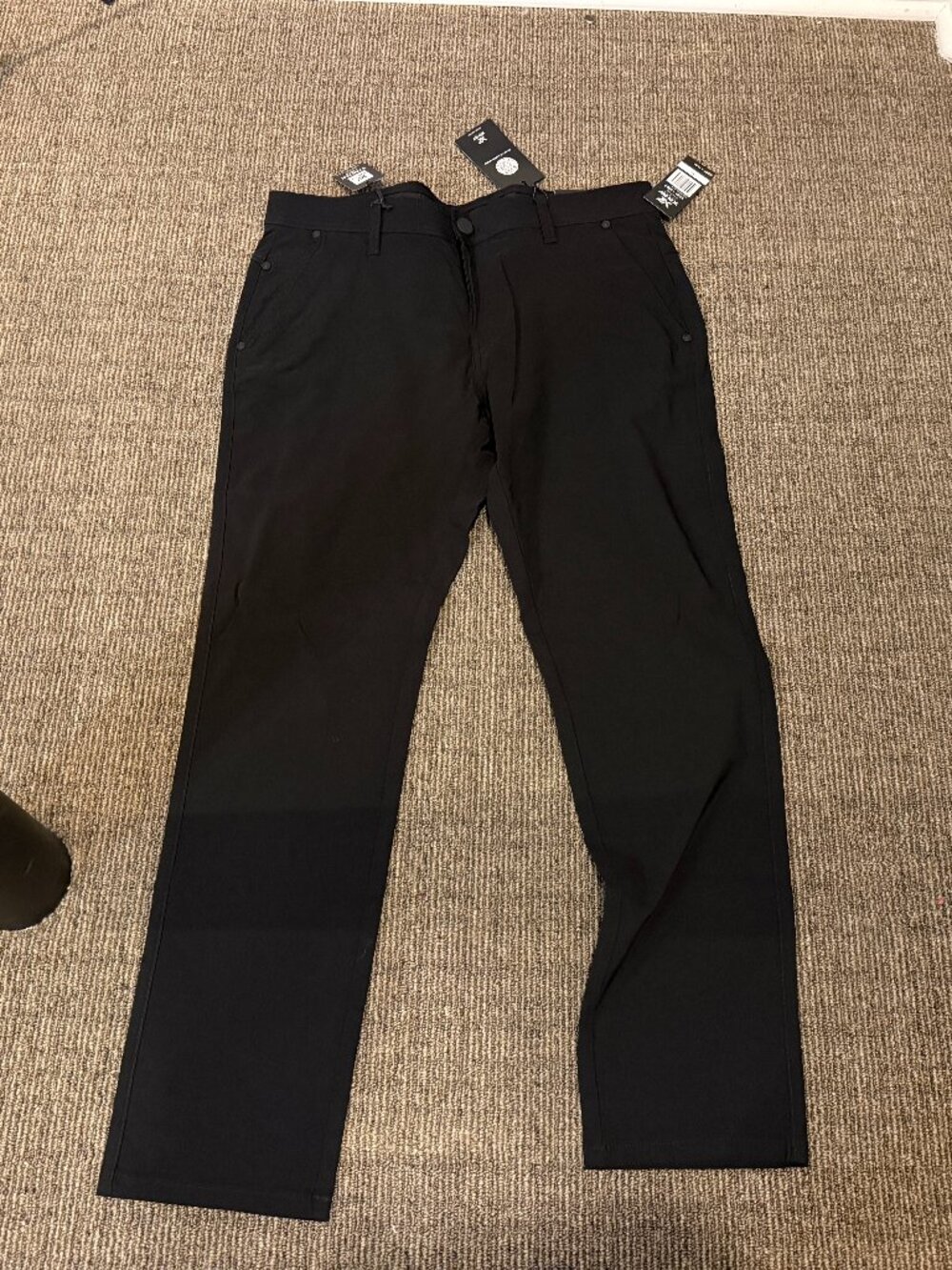 XRAY Chino Pants Size 34 x 32 NWT